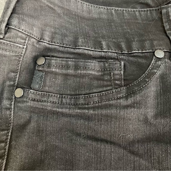 Torrid Size 28T (Tall) Black 3 Button Jeans Inseam 29 - Picture 4 of 9